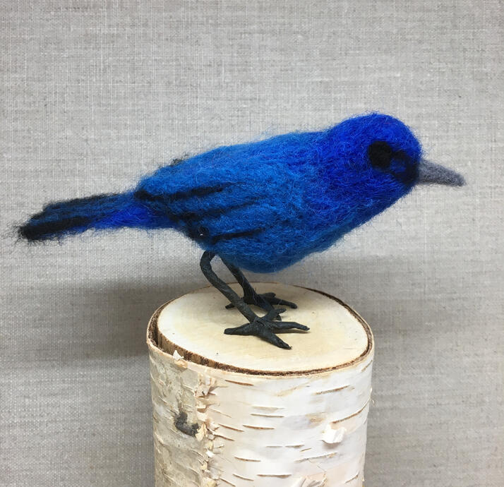 image of a needle-felted Indigo Bunting